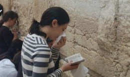 娱乐吃瓜君的原名