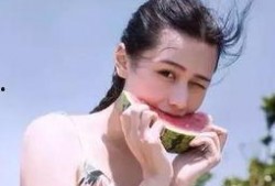 网红吃瓜头像女生,揭秘网络红人的魅力与争议