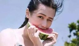 网红吃瓜搞笑头像女的,趣味横生的网络表情盛宴